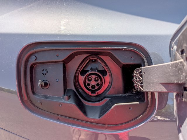 Used 2023 Toyota Prius Prime FWD image 12