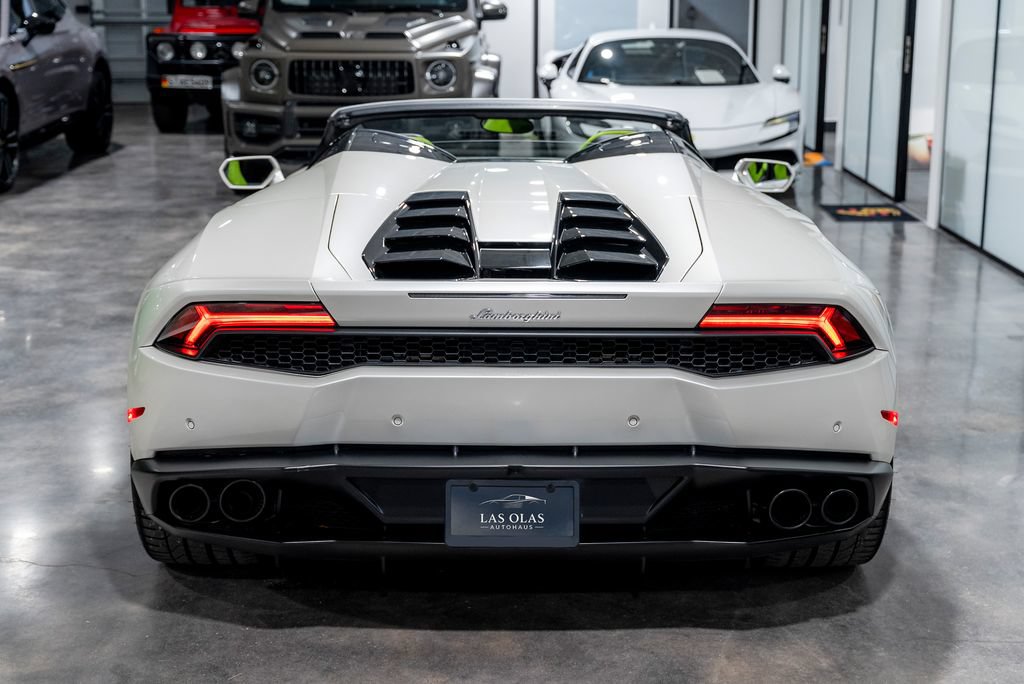 Used 2016 Lamborghini Huracan LP 610-4 AWD/4WD image 29