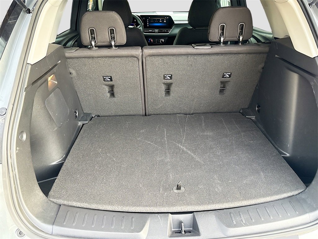 Used 2025 Chevrolet TrailBlazer LS w/ LS Convenience Package image 23