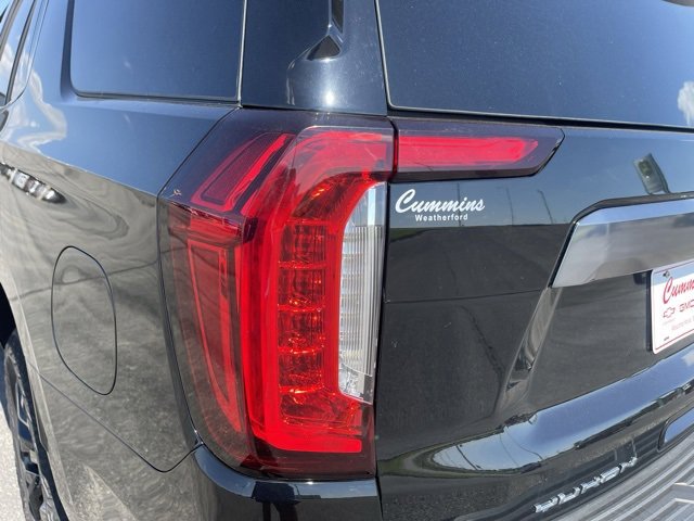 Used 2023 GMC Yukon AT4 w/ AT4 Premium Package image 11