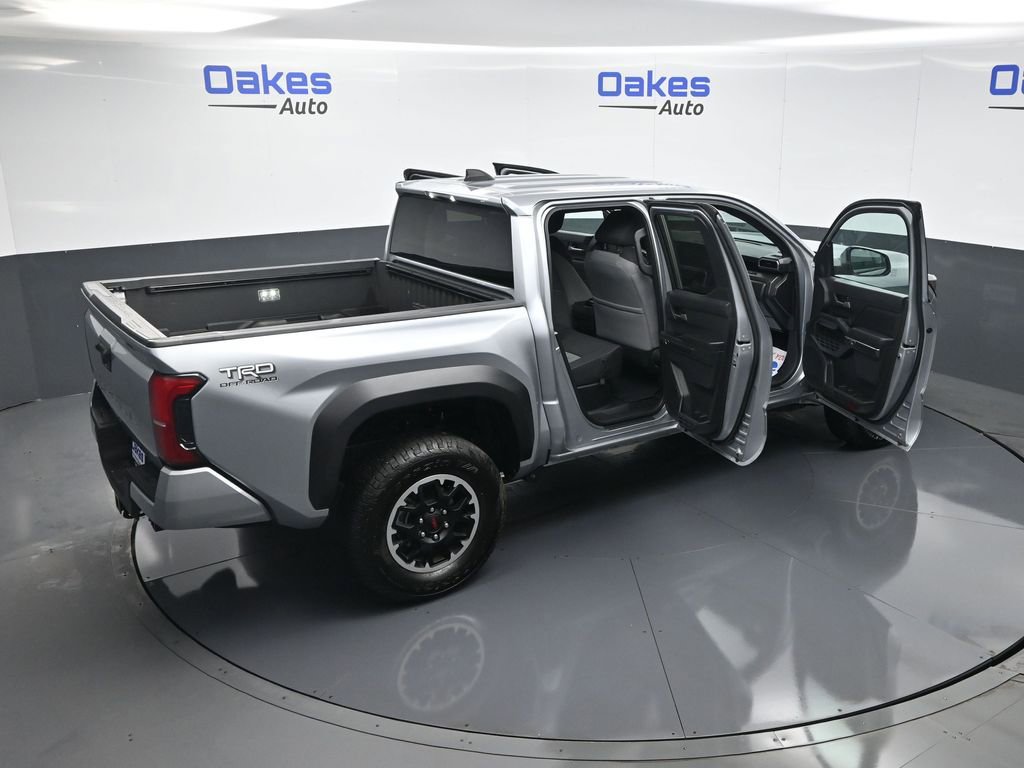 Used 2025 Toyota Tacoma TRD Off-Road image 58