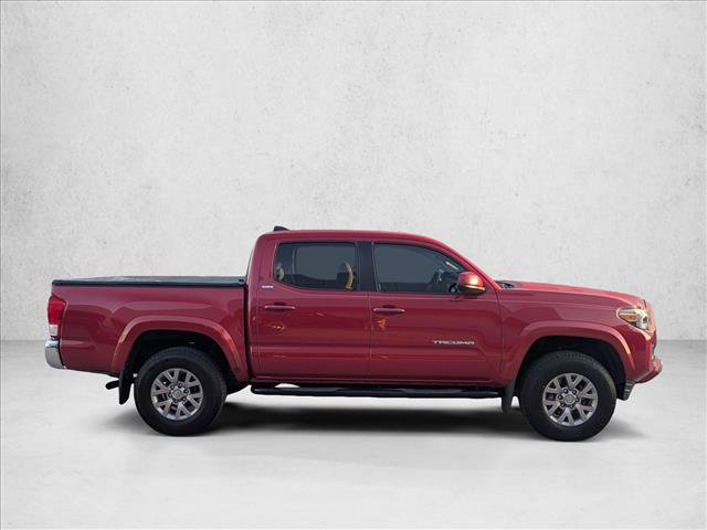 Used 2017 Toyota Tacoma SR5 w/ Tow Package RWD image 4
