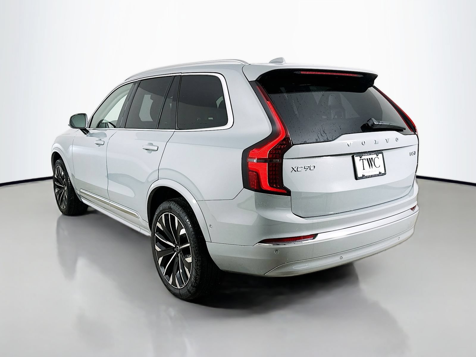 New 2026 Volvo XC90 B6 Ultra w/ Protection Package AWD/4WD image 7