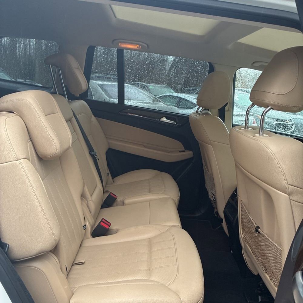 Used 2017 Mercedes-Benz GLS 450 4MATIC image 13