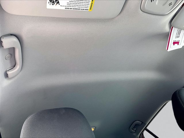 Used 2024 Chevrolet Trax LS FWD image 17