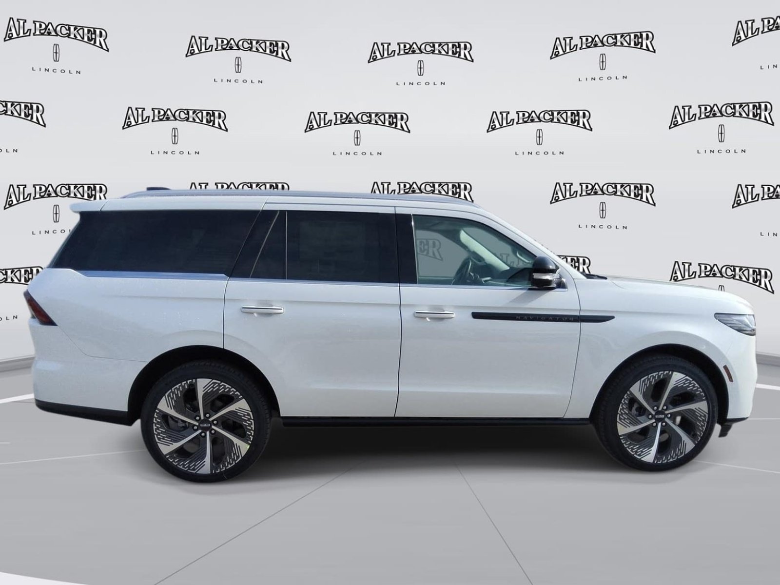 New 2027 Lincoln Navigator Black Label AWD/4WD image 6