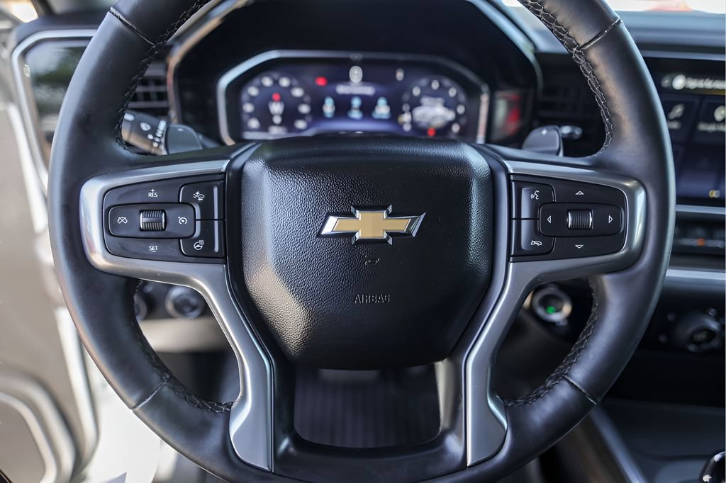 Used 2025 Chevrolet Silverado 1500 LT w/ Texas Edition Plus AWD/4WD image 15