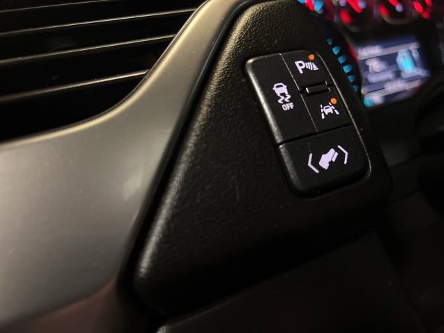 Used 2018 Chevrolet Suburban LT image 38