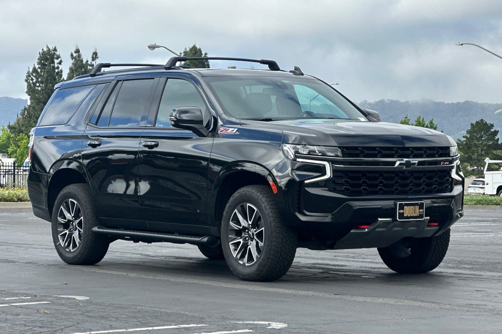 Used 2021 Chevrolet Tahoe Z71 w/ Z71 Off-Road Package AWD/4WD image 2