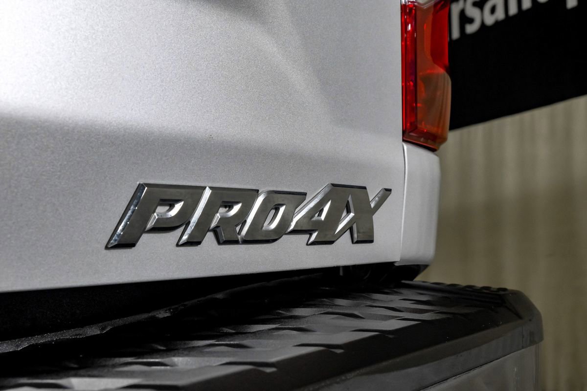 Used 2019 Nissan Titan PRO-4X image 46
