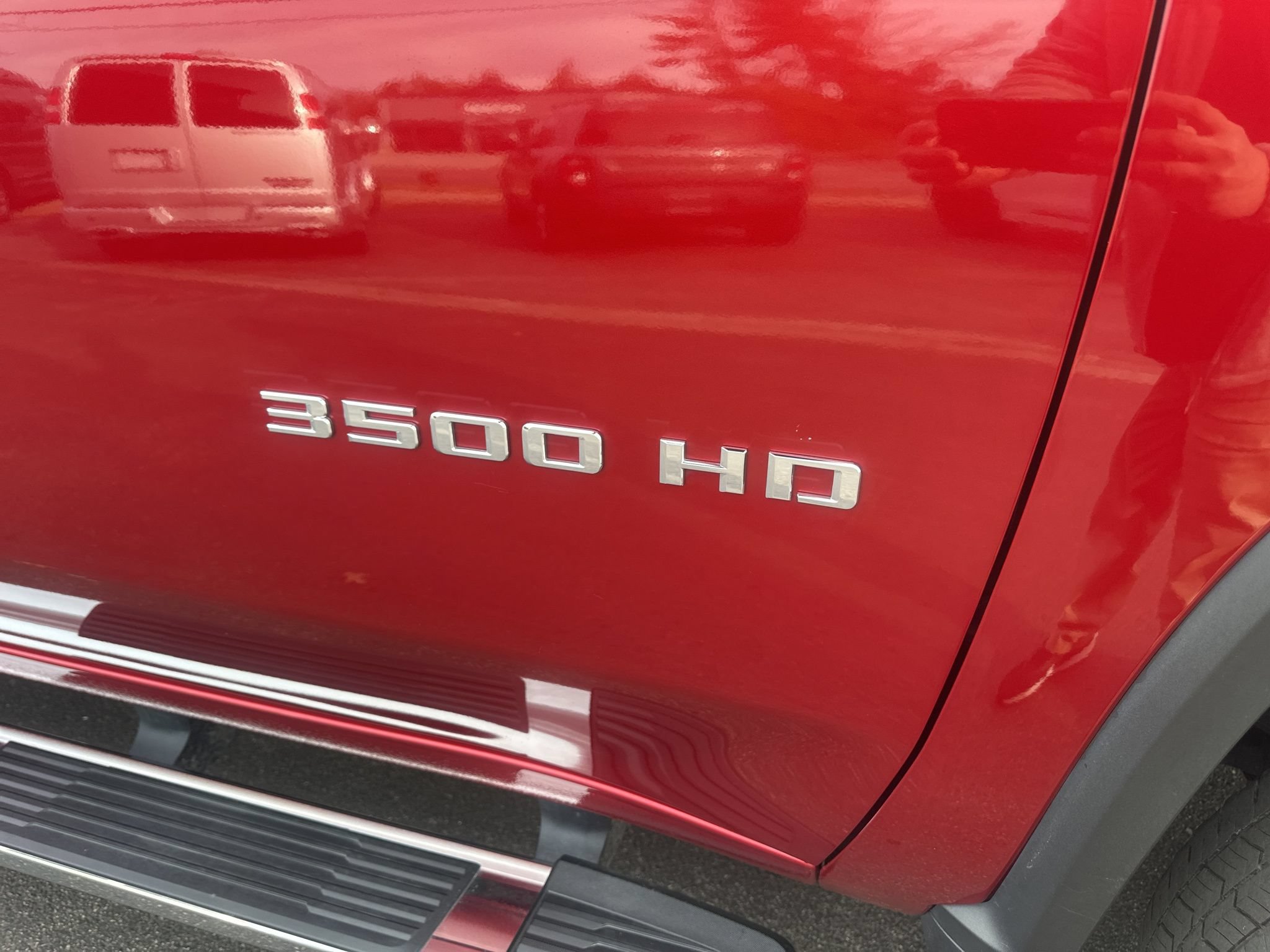 Used 2024 Chevrolet Silverado 3500 LT w/ Convenience Package AWD/4WD image 11