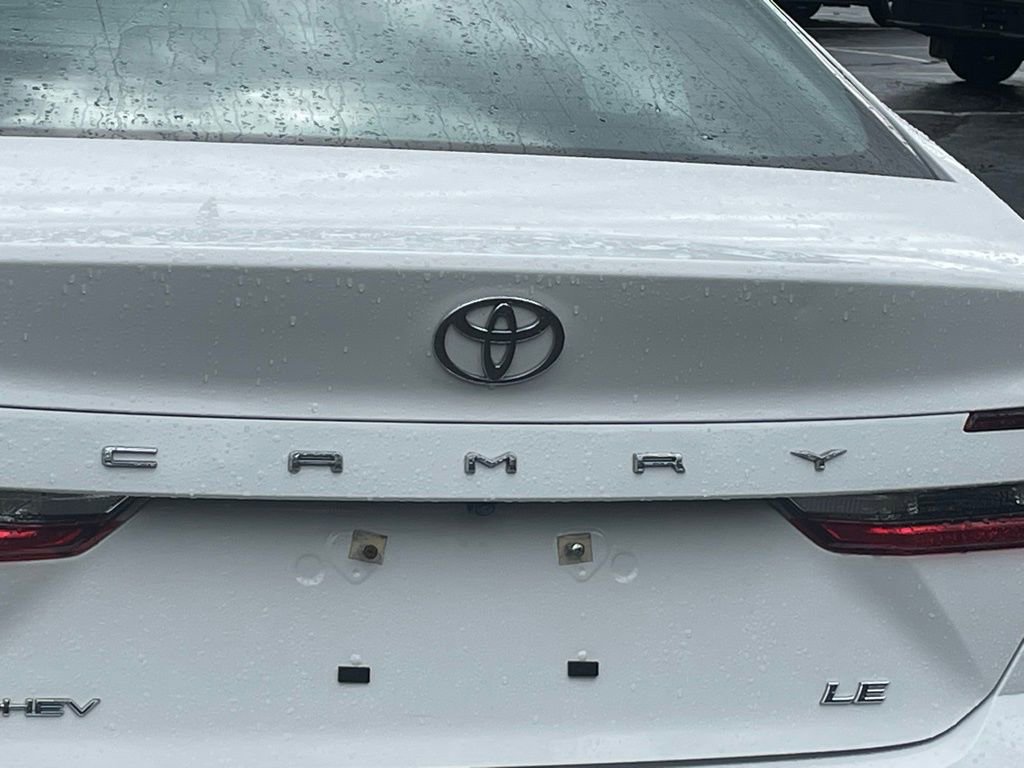 Used 2025 Toyota Camry LE FWD image 15