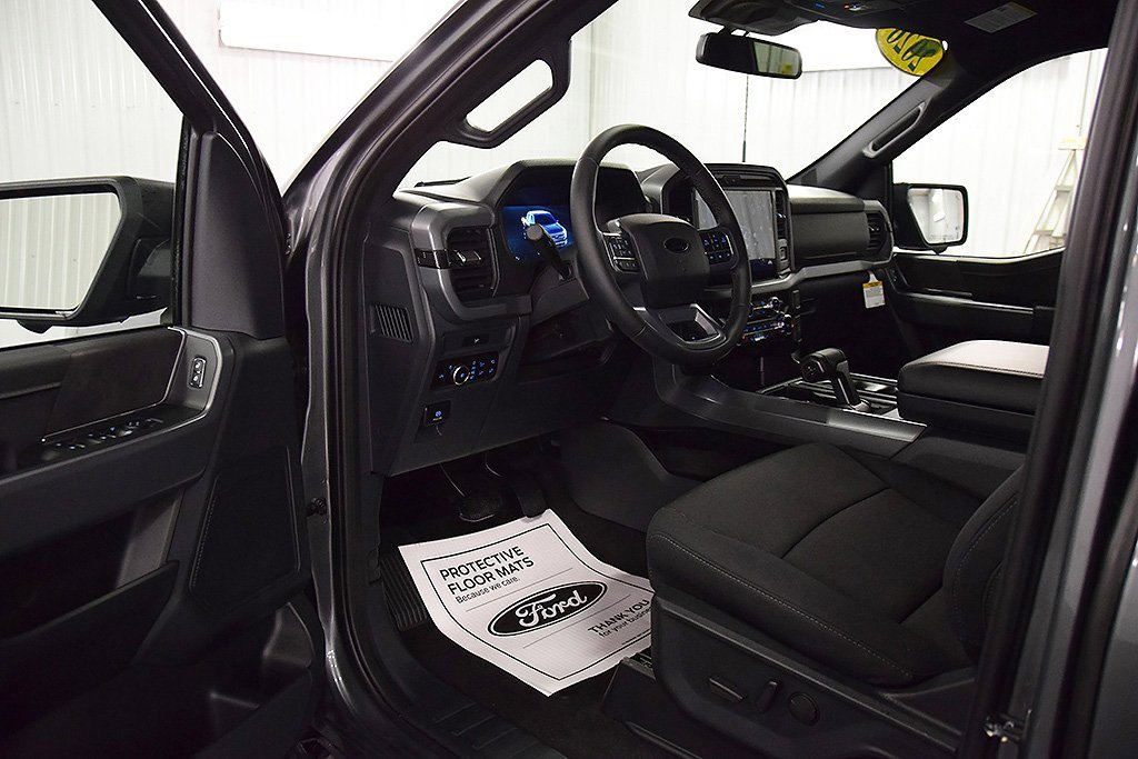 New 2026 Ford F150 XLT w/ Equipment Group 302A MID image 14