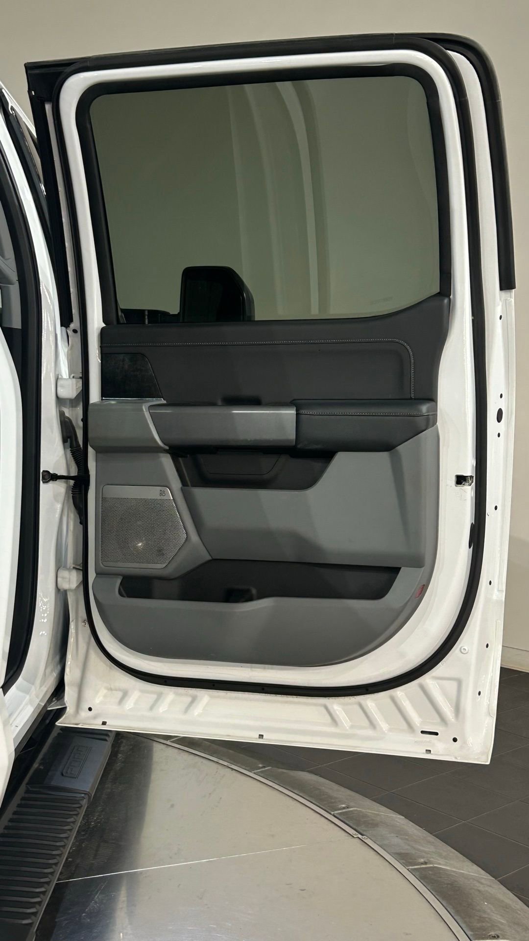 Used 2023 Ford F250 XLT w/ XLT Premium Package image 65