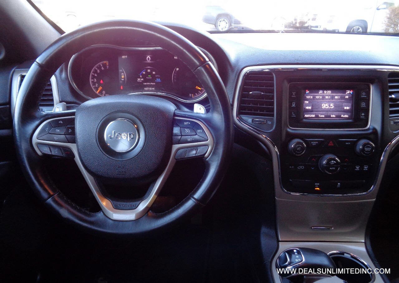 Used 2014 Jeep Grand Cherokee Laredo w/ Quick Order Package 23E AWD/4WD image 11