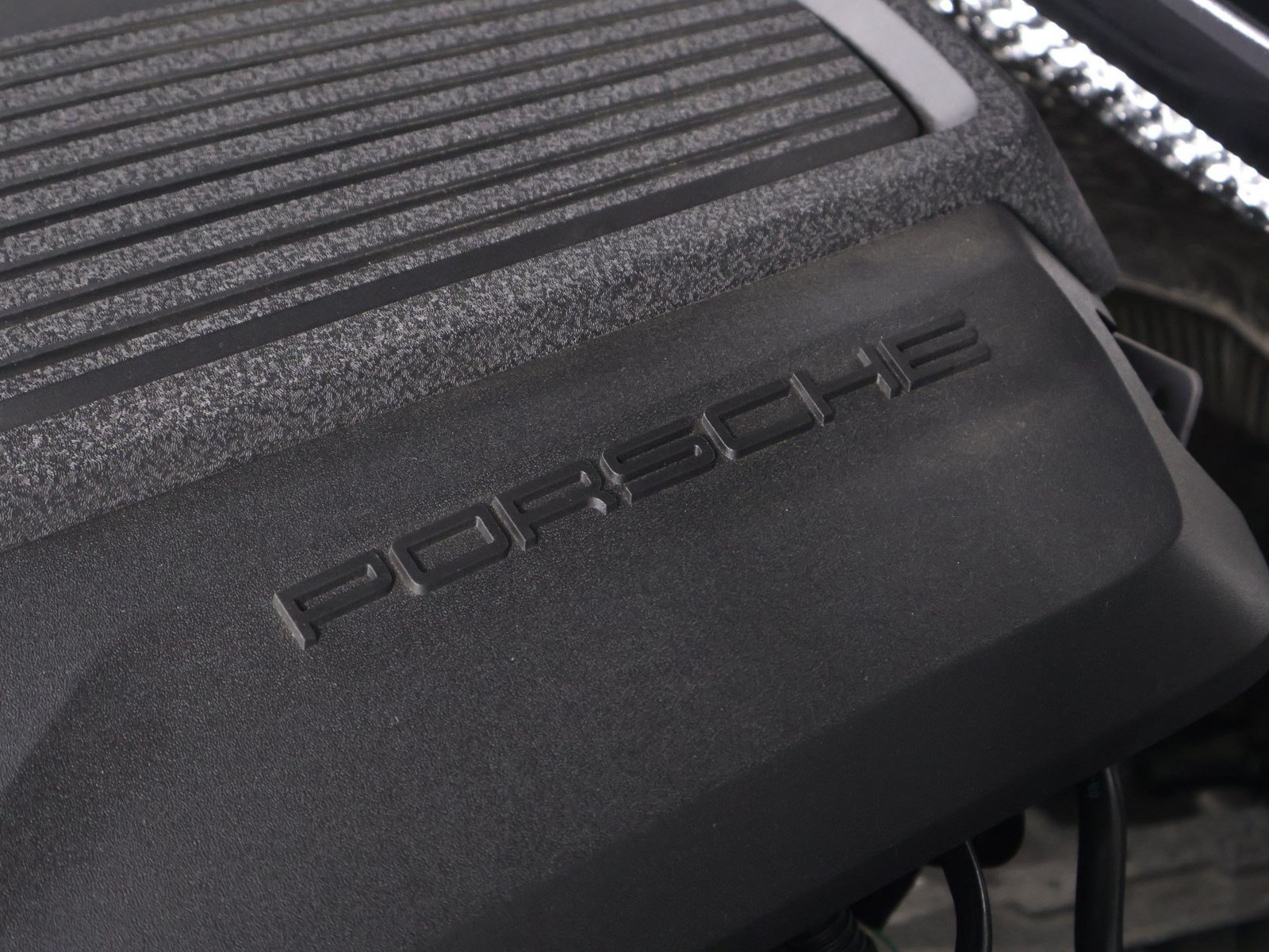 Certified 2026 Porsche Macan AWD/4WD image 27