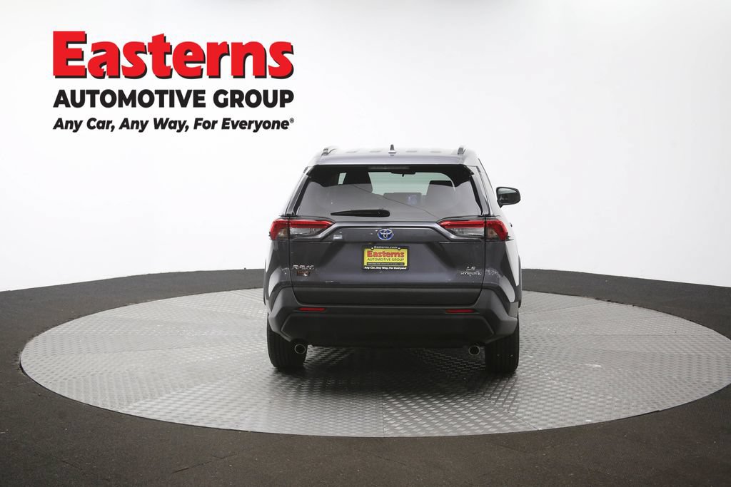 Used 2023 Toyota RAV4 LE AWD/4WD image 35