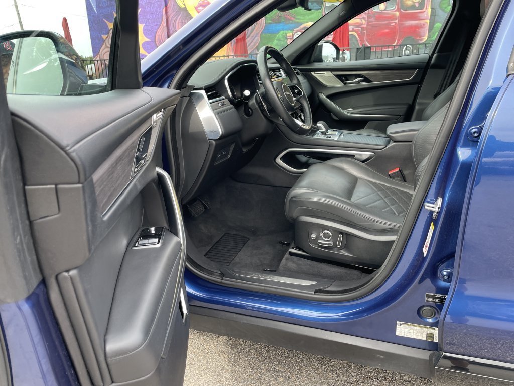 Used 2023 Jaguar F-PACE S AWD/4WD image 14
