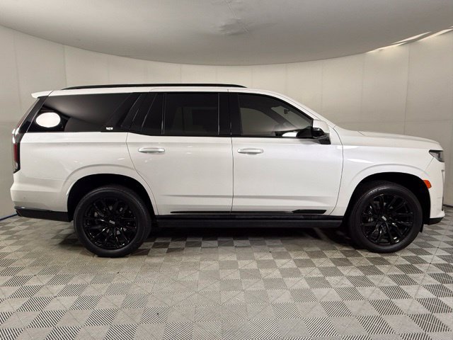 Used 2024 Cadillac Escalade Sport Platinum w/ LPO, ONYX Package AWD/4WD image 9