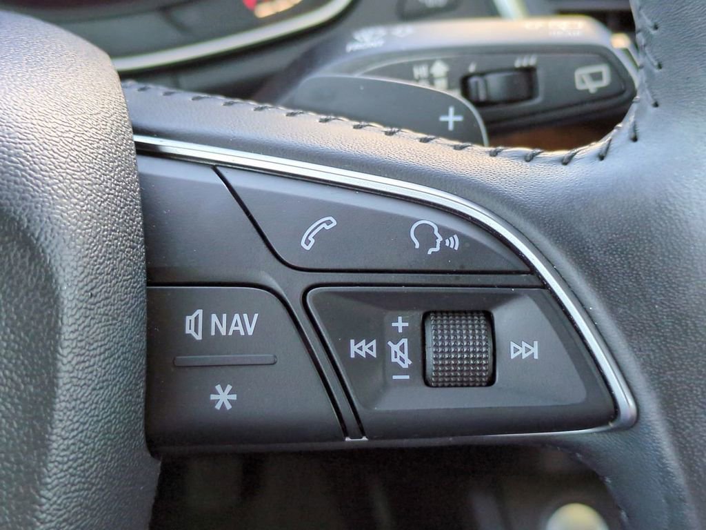 Used 2018 Audi Q5 2.0T Premium Plus w/ Premium Plus Package image 27