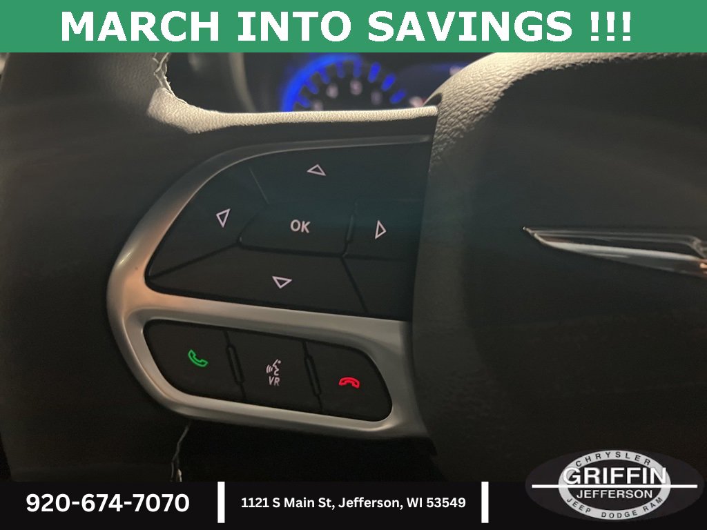 New 2026 Chrysler Pacifica Select image 18