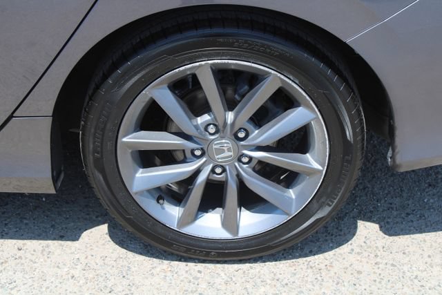 Used 2019 Honda Civic EX-L image 9