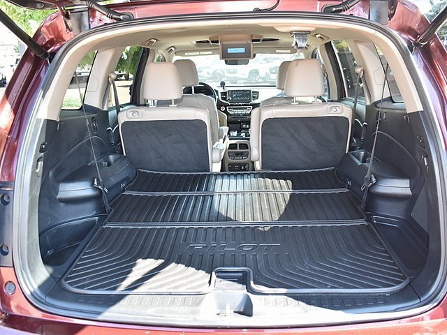 Used 2020 Honda Pilot Touring image 14