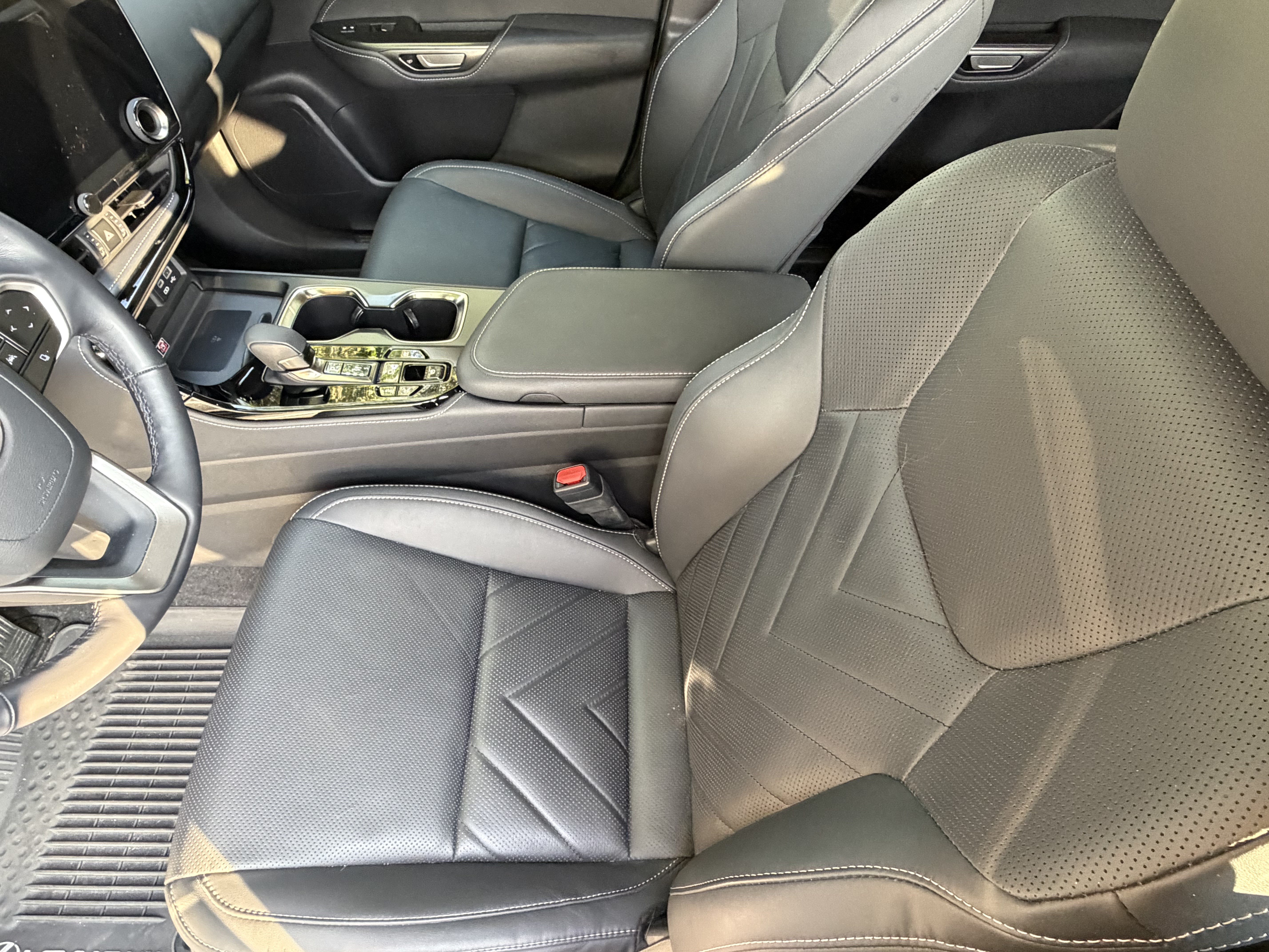 Used 2022 Lexus NX 350h AWD w/ Vision Package image 14