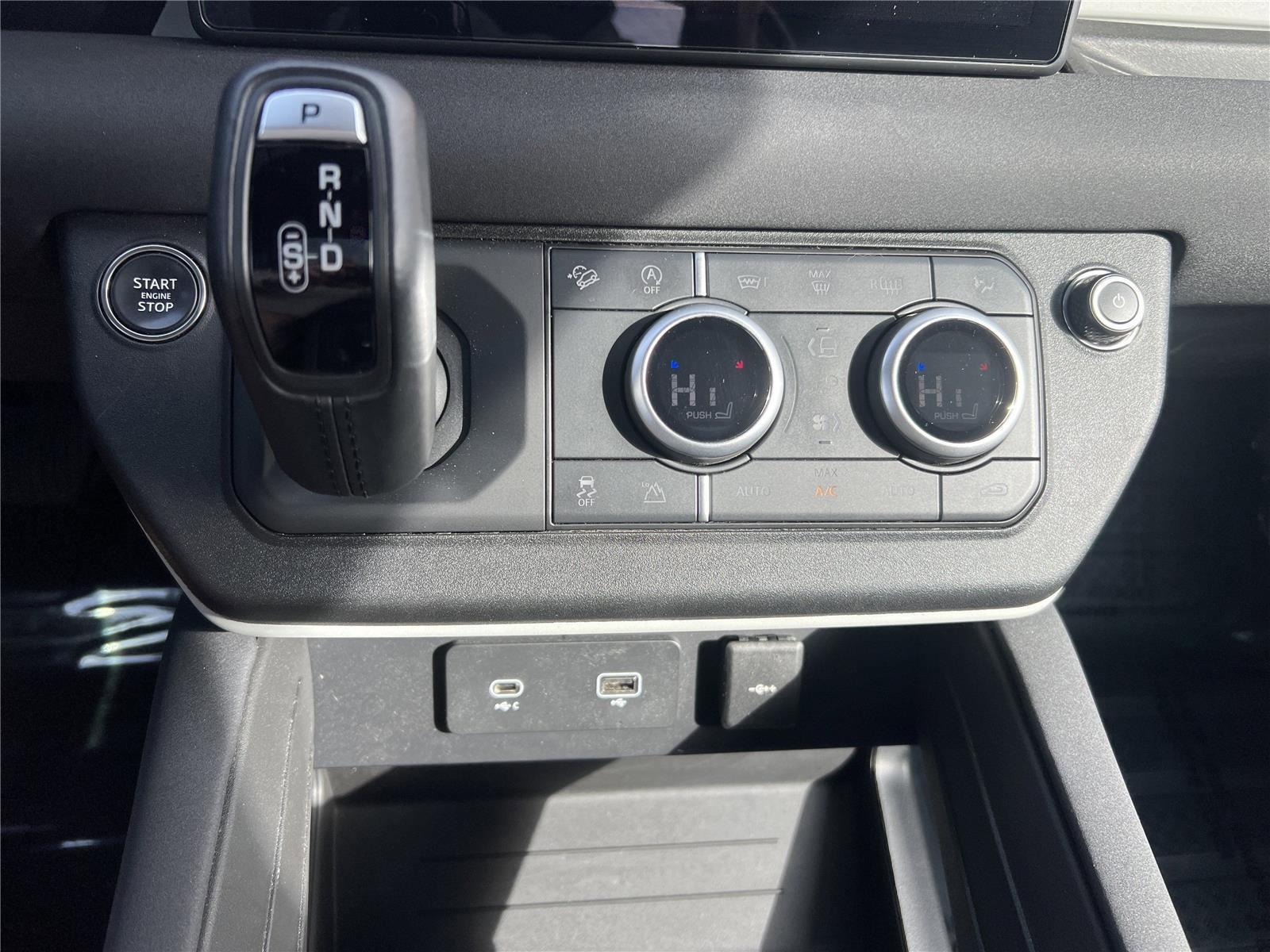 Certified 2023 Land Rover Defender 110 S AWD/4WD image 17