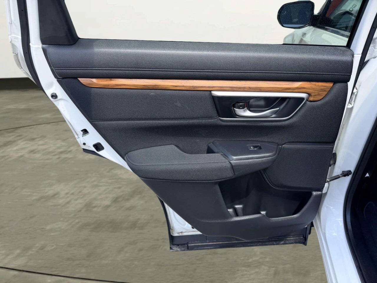 Used 2019 Honda CR-V EX image 23