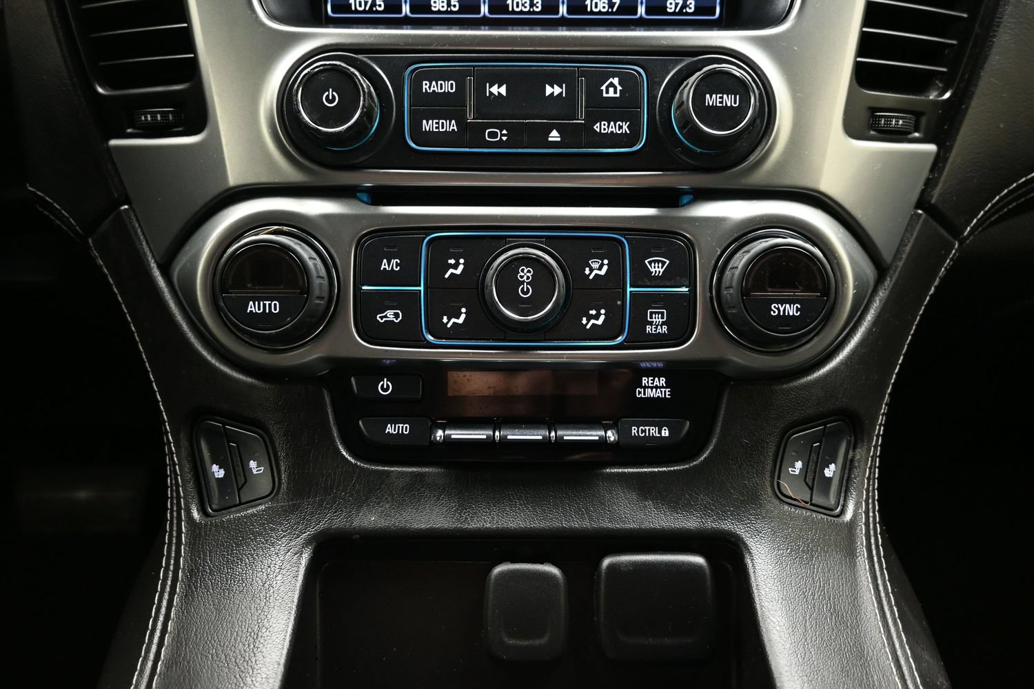 Used 2017 Chevrolet Tahoe LT AWD/4WD image 35