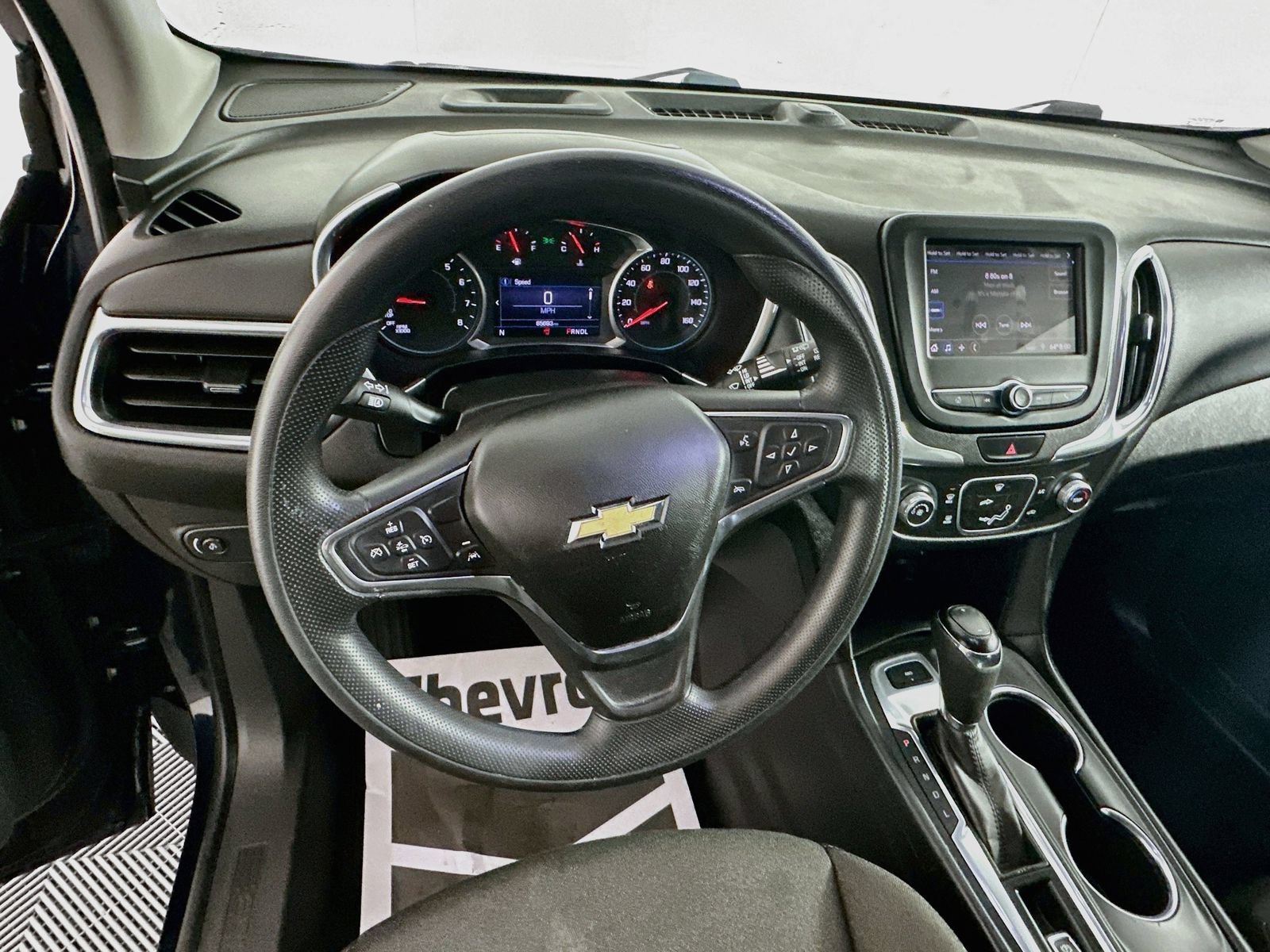 Used 2020 Chevrolet Equinox LT AWD/4WD image 11