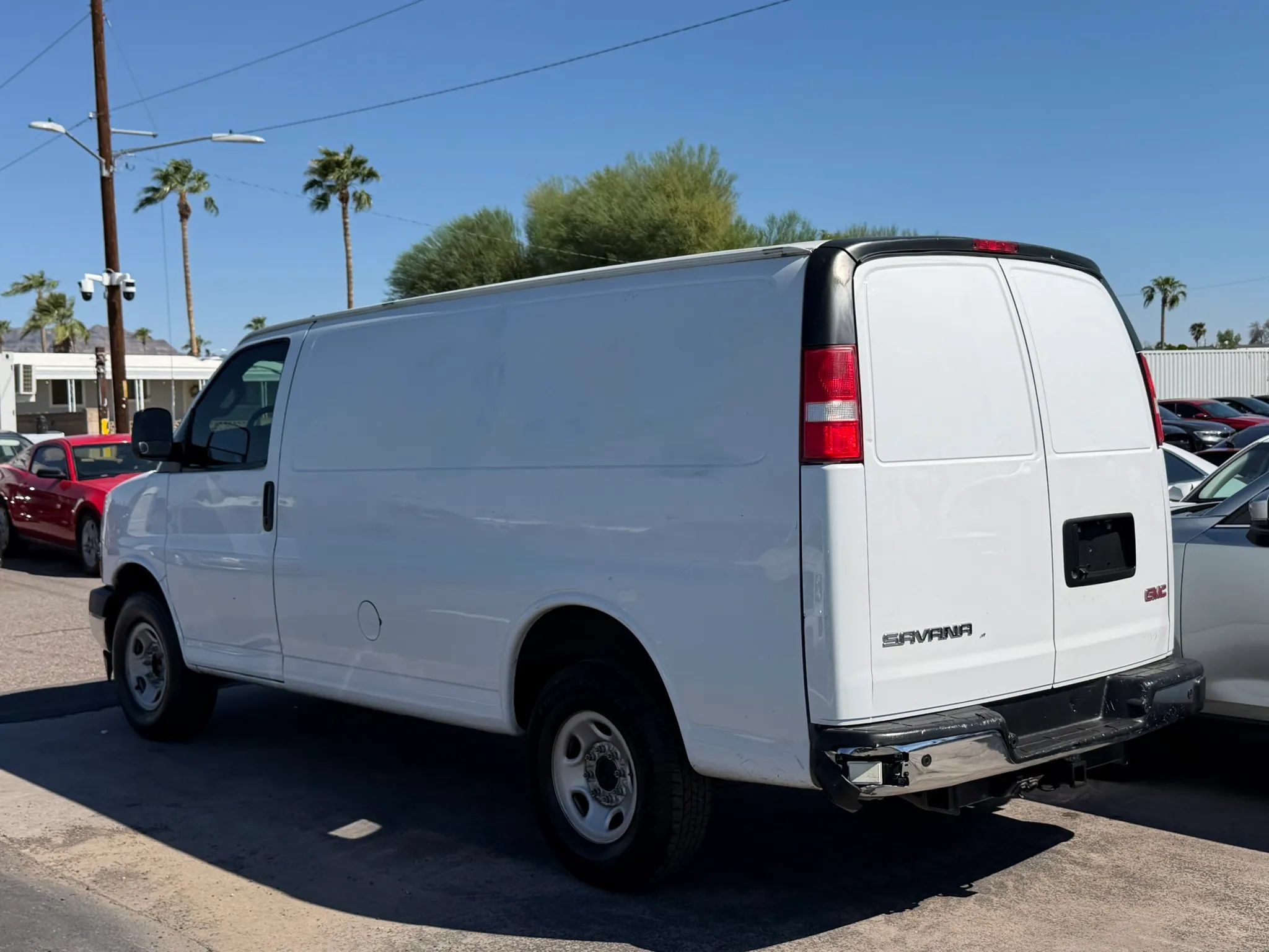 Used 2021 Chevrolet Express 2500 w/ Safety Package RWD image 4