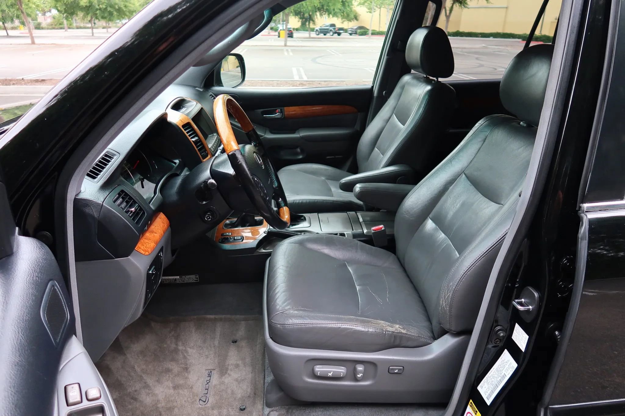 Used 2003 Lexus GX 470 image 11