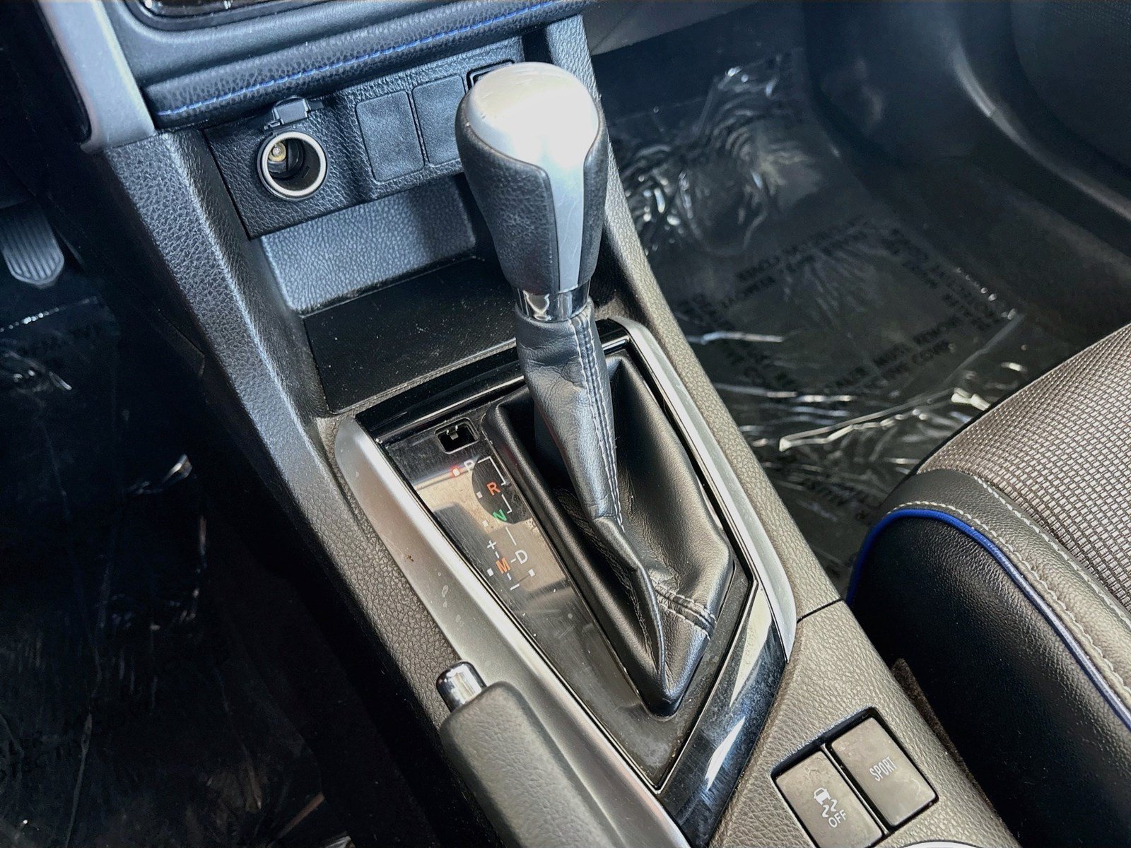 Used 2019 Toyota Corolla SE FWD image 12