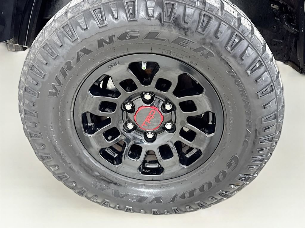 Used 2018 Toyota Tacoma SR w/ SR Convenience Package RWD image 37