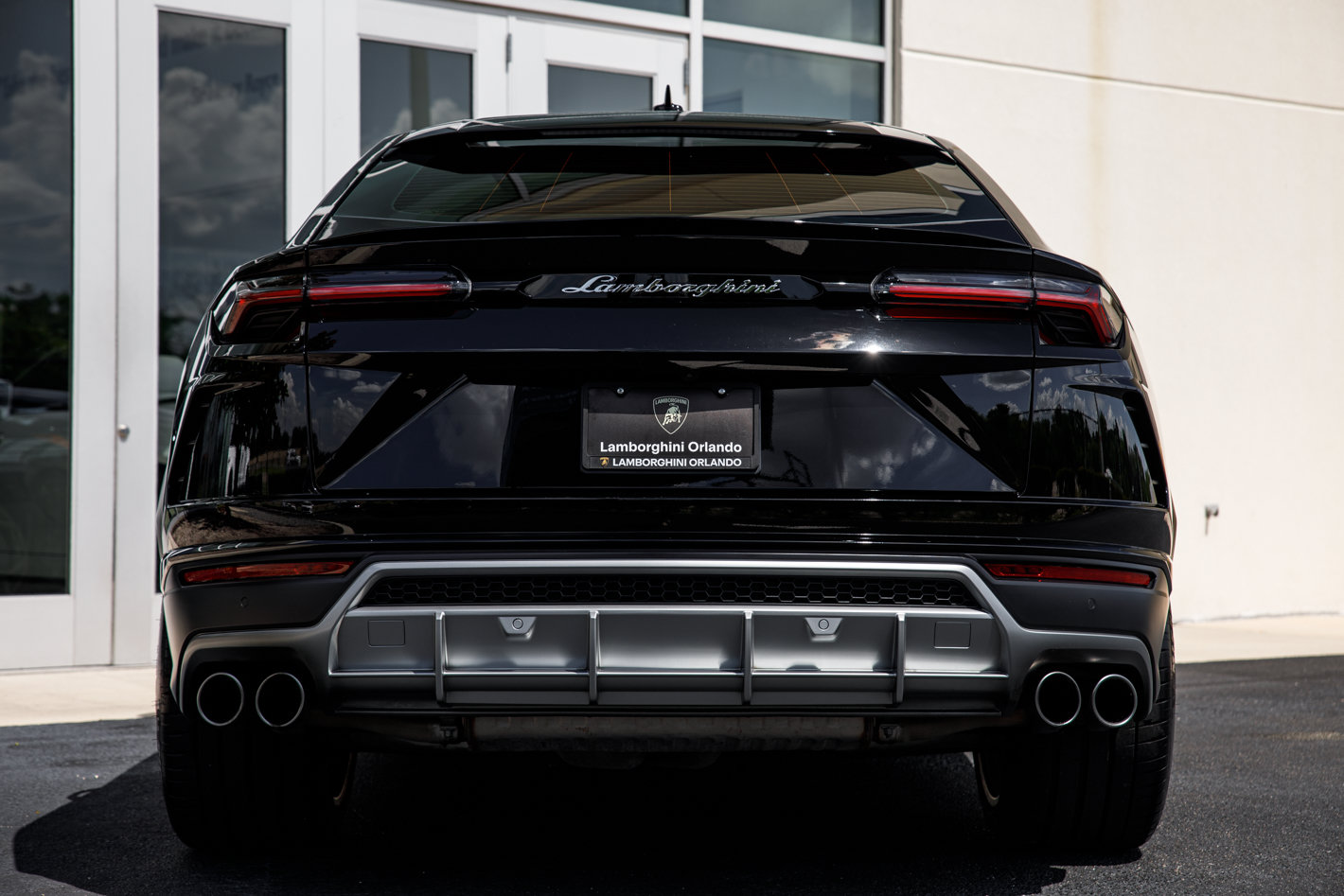 Used 2022 Lamborghini Urus AWD/4WD image 12