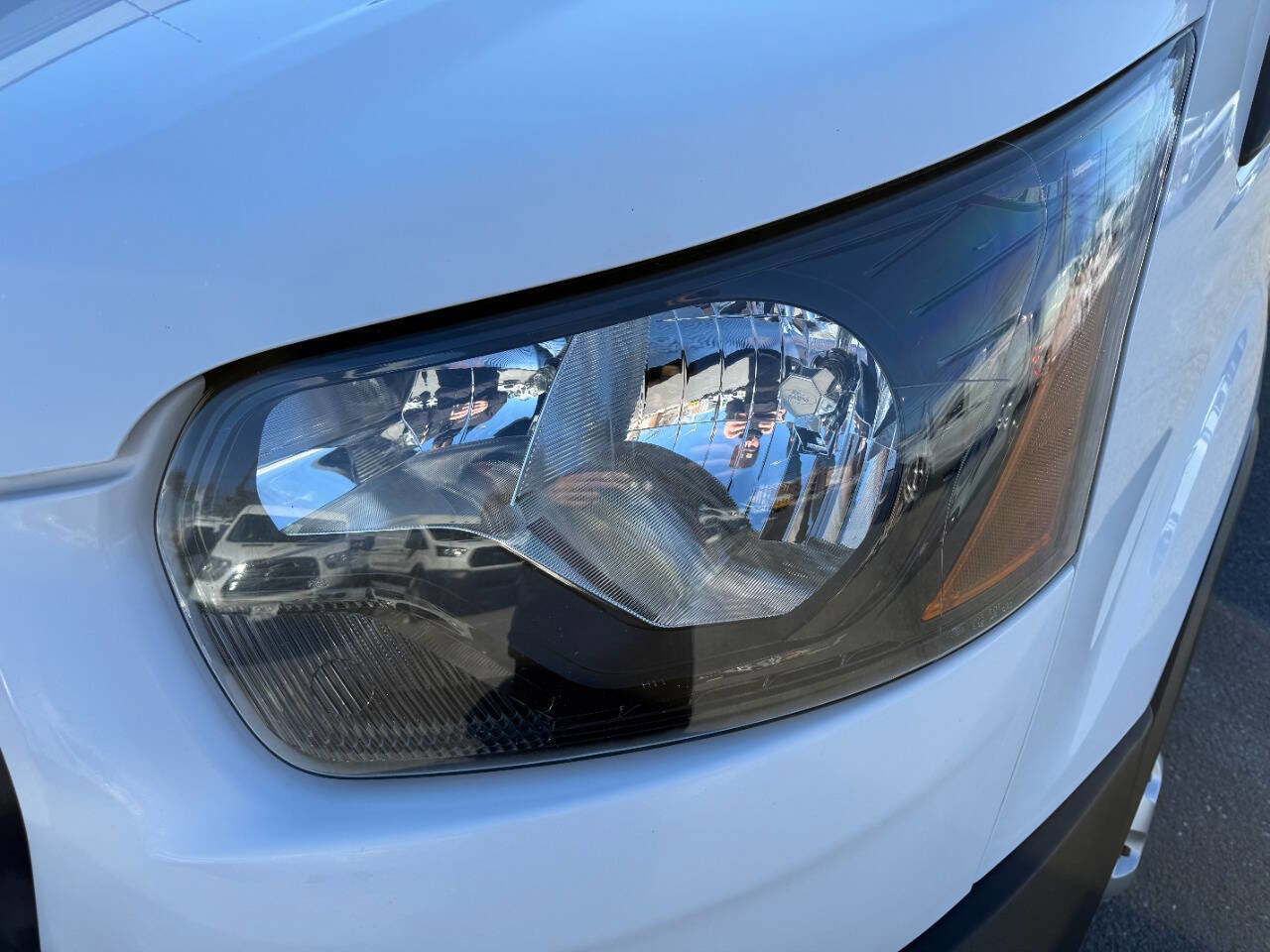 Used 2020 Ford Transit 250 148 High Roof AWD image 37