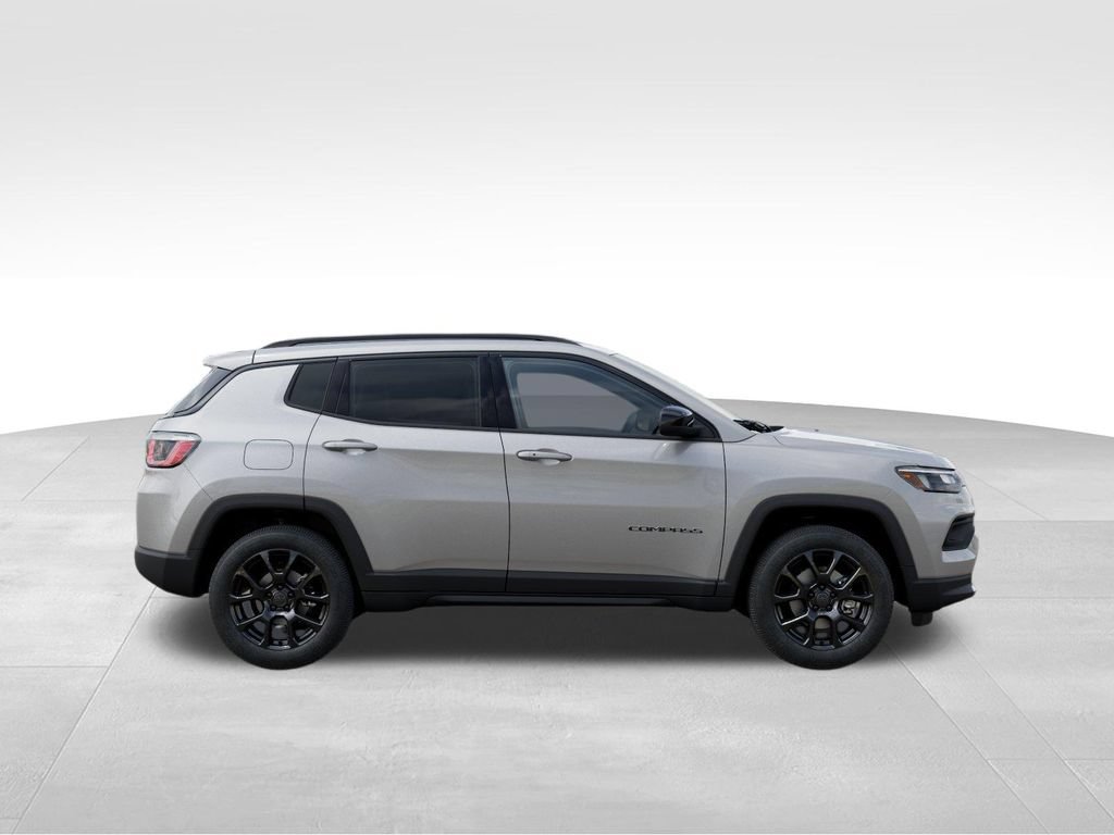 New 2026 Jeep Compass Latitude AWD/4WD image 16