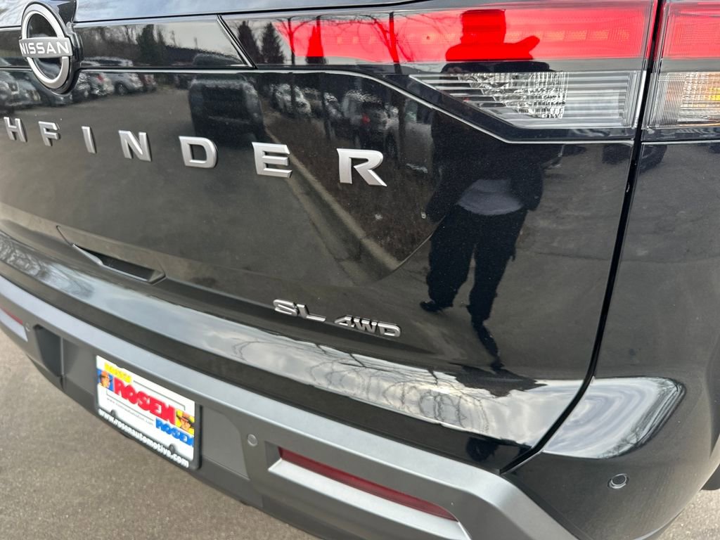 New 2026 Nissan Pathfinder SL image 35