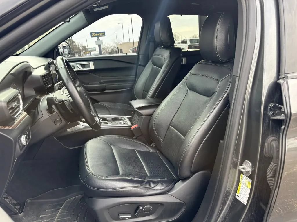 Used 2020 Ford Explorer Limited AWD/4WD image 29