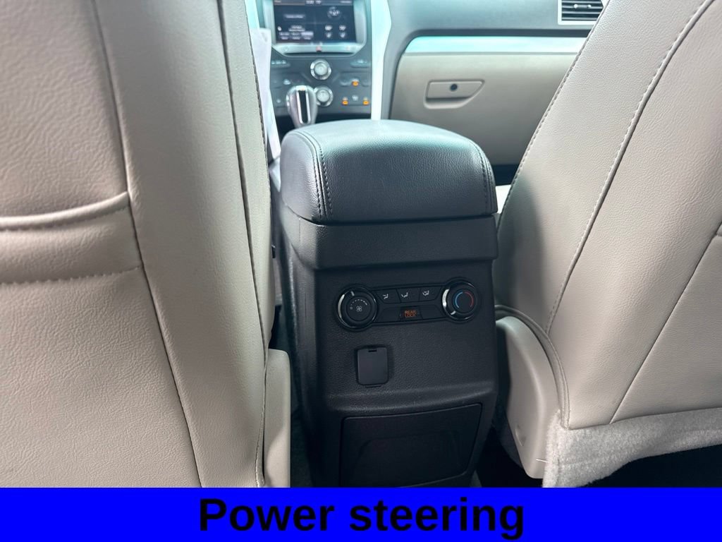 Used 2015 Ford Explorer XLT w/ Equipment Group 202A AWD/4WD image 7
