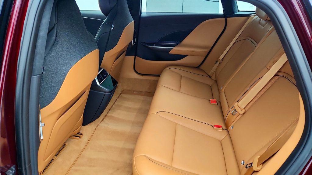 Used 2023 Lucid Air Touring image 21