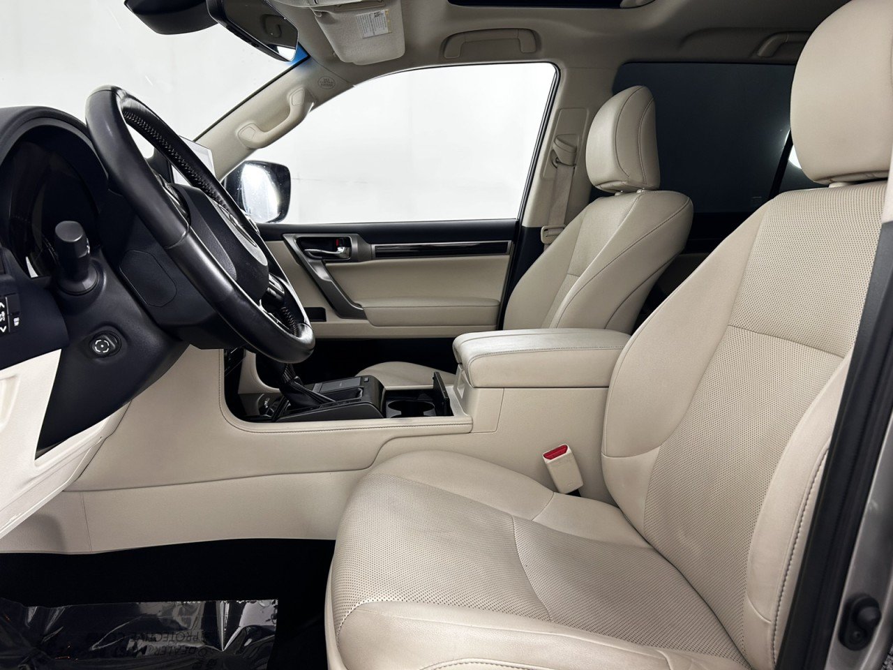 Used 2022 Lexus GX 460 w/ Accessory Package AWD/4WD image 15