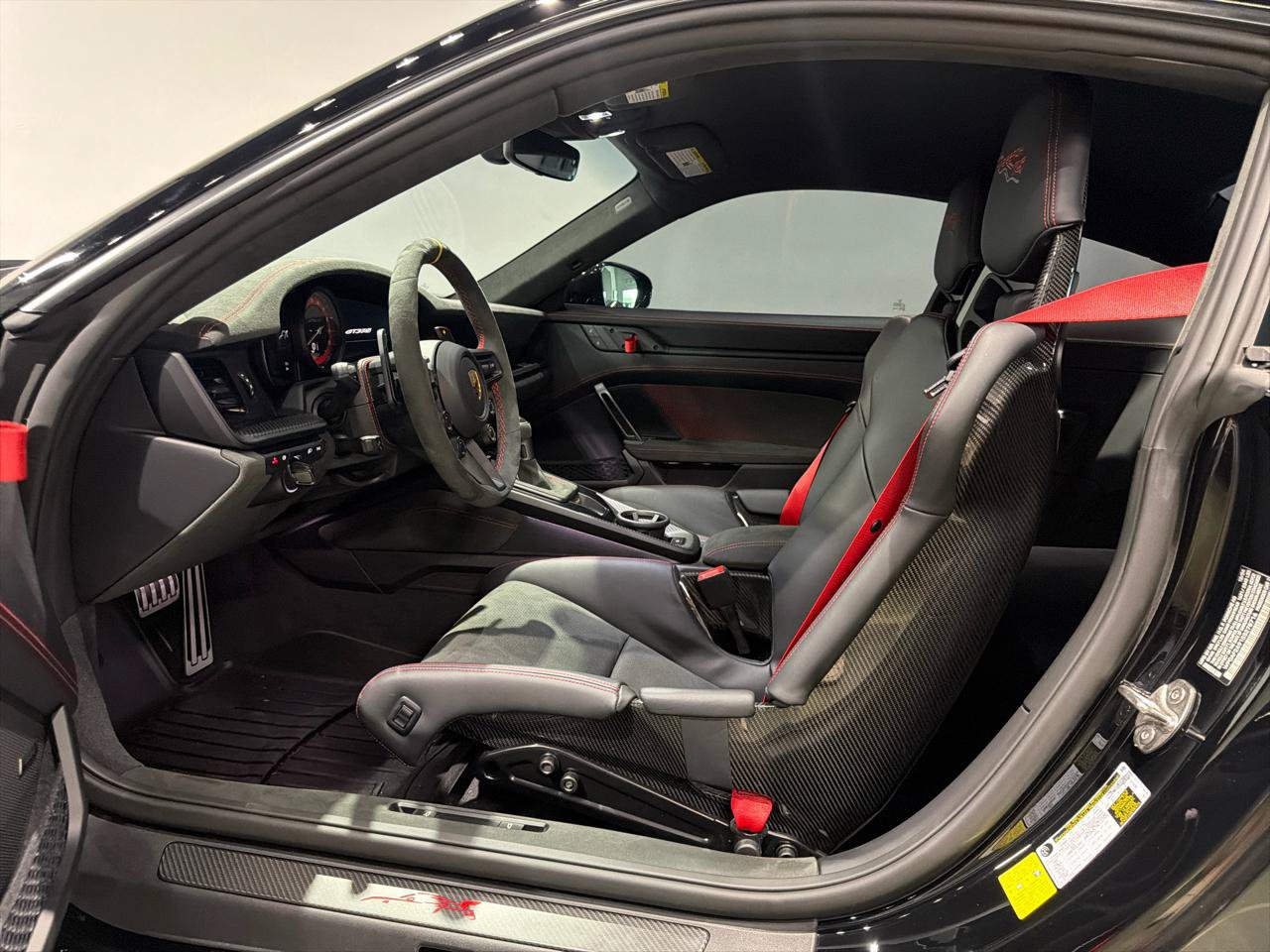 Used 2025 Porsche 911 GT3 RS RWD image 22