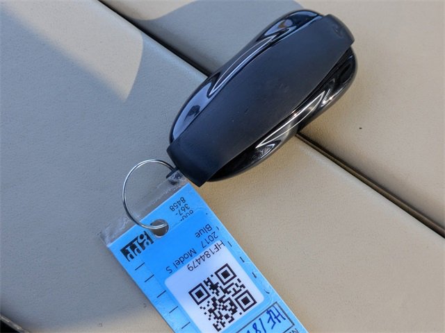 Used 2017 Tesla Model S 60 image 30