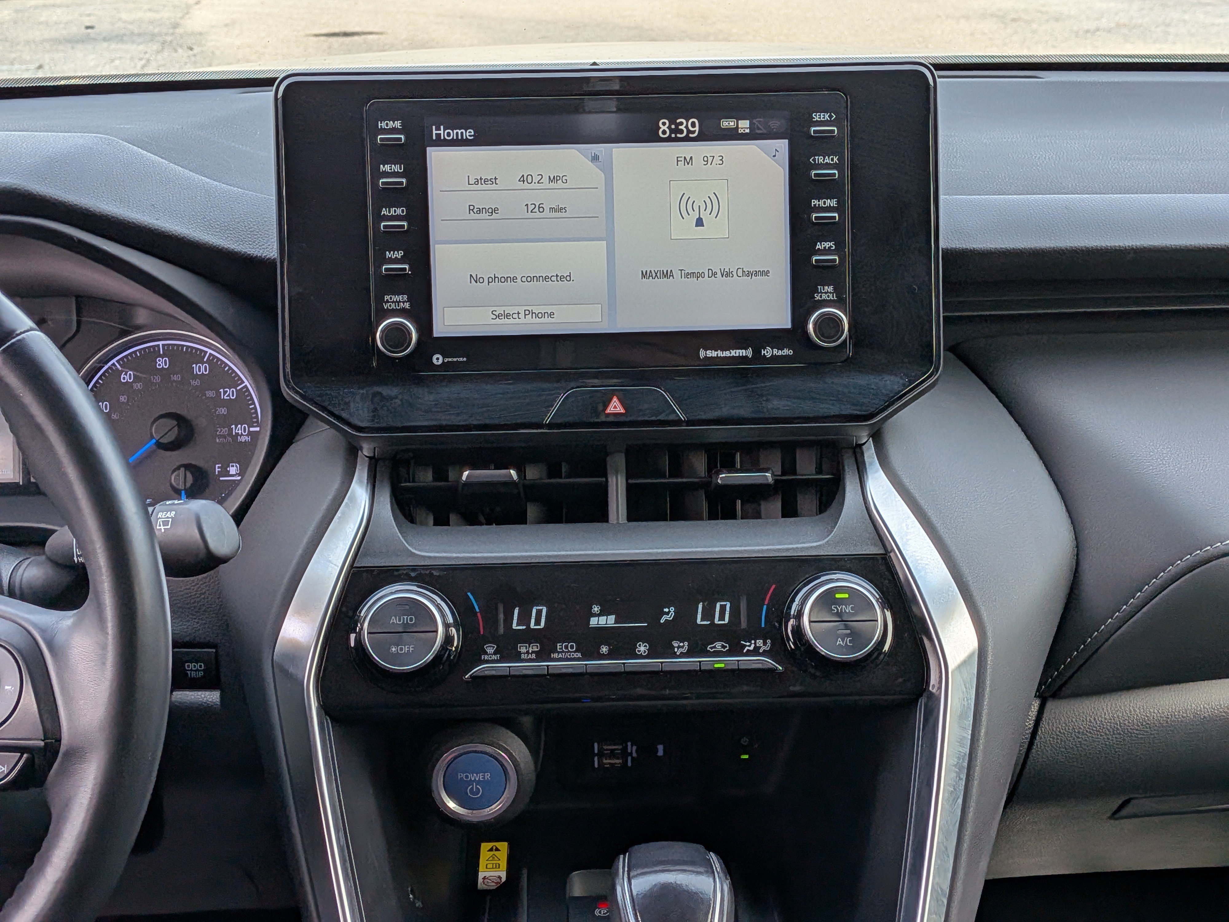 Used 2022 Toyota Venza LE AWD/4WD image 20