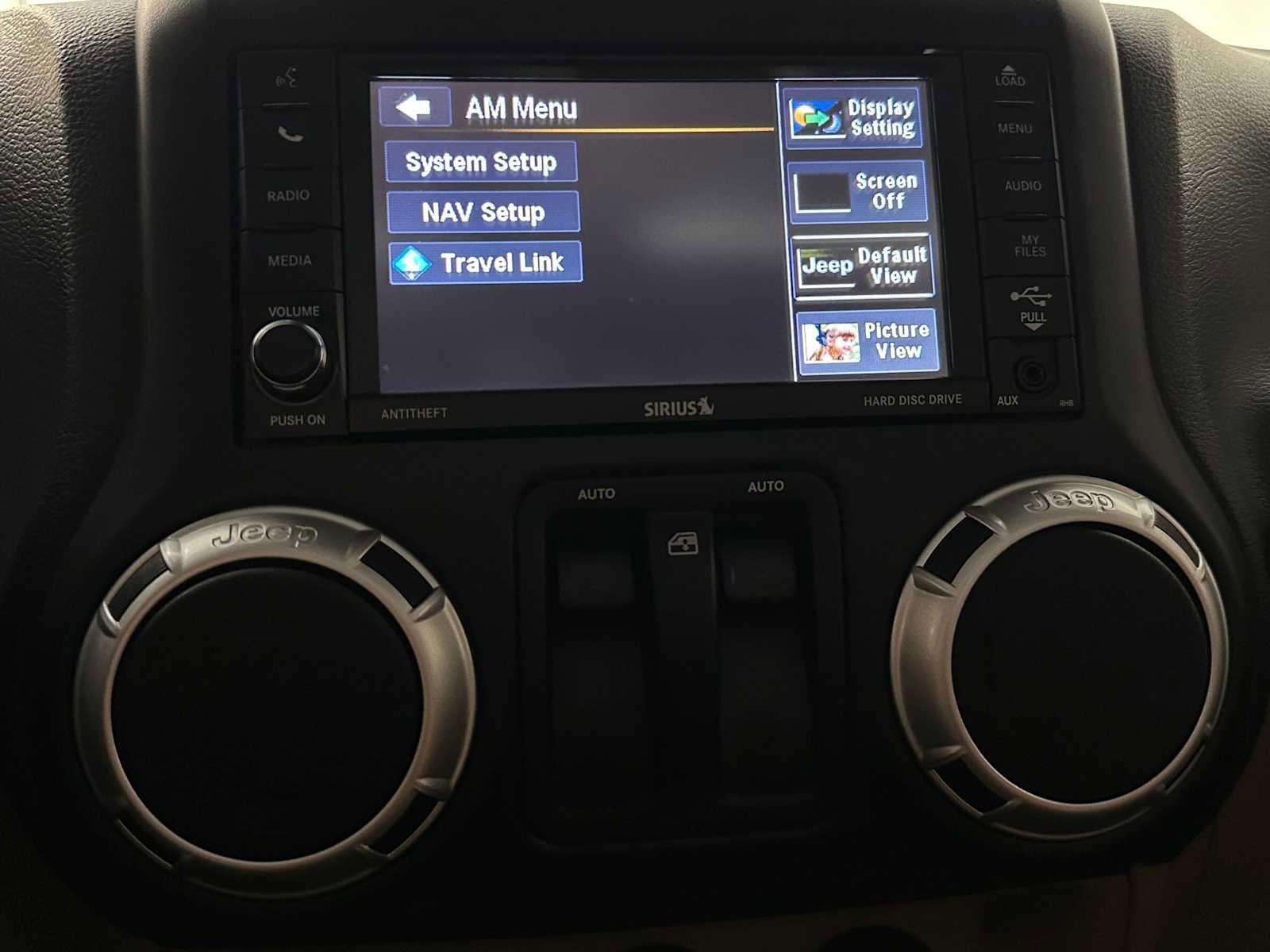 Used 2013 Jeep Wrangler Sahara w/ Connectivity Group AWD/4WD image 14