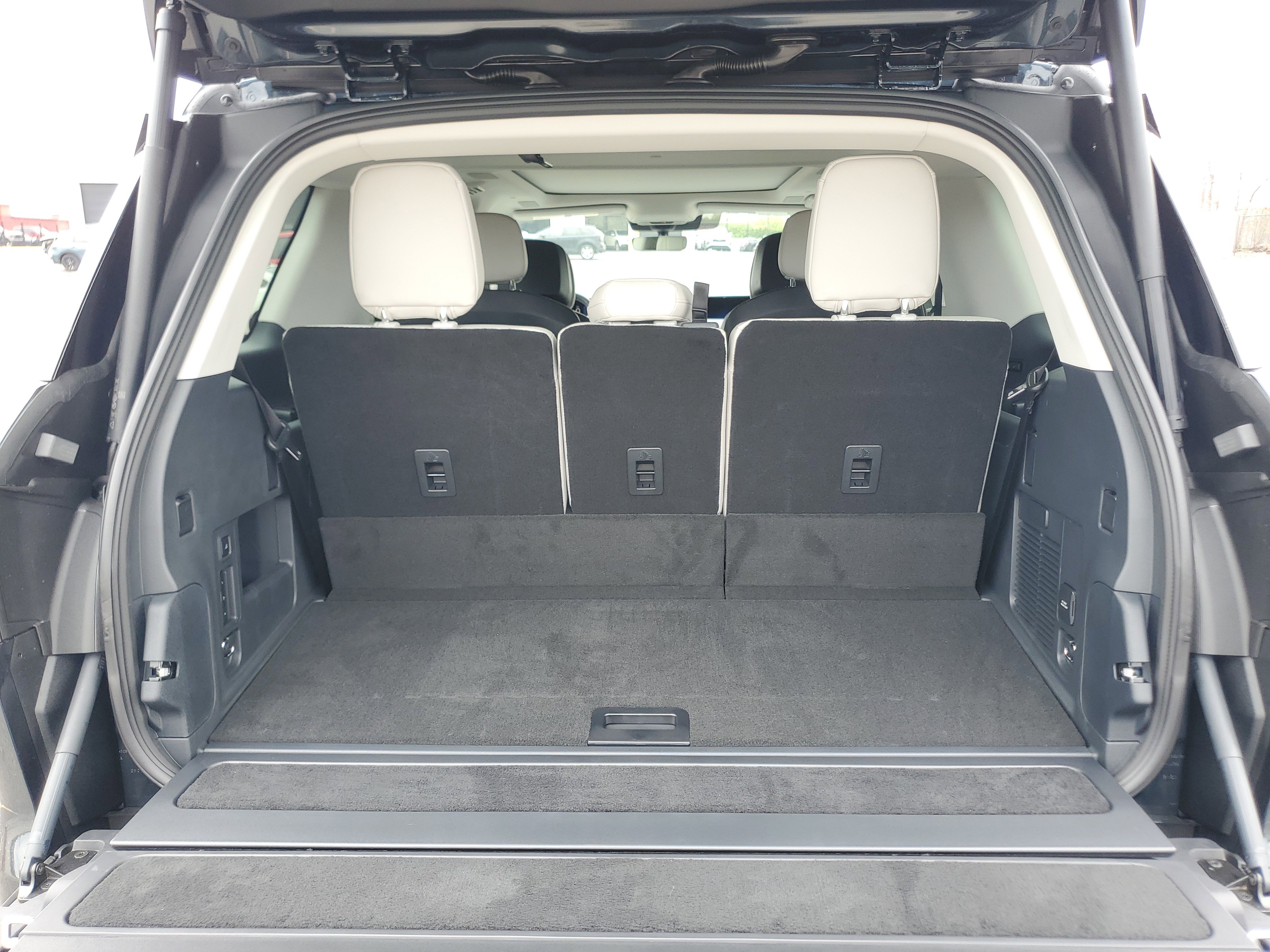 New 2026 Lincoln Navigator Reserve AWD/4WD image 32