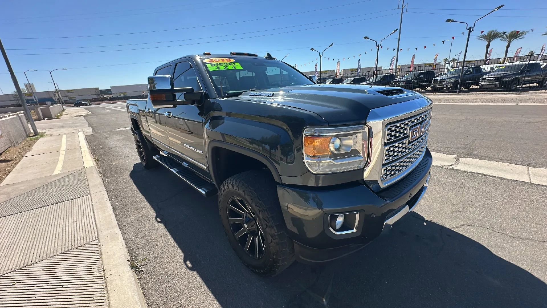 Used 2019 GMC Sierra 2500 Denali w/ Duramax Plus Package image 10